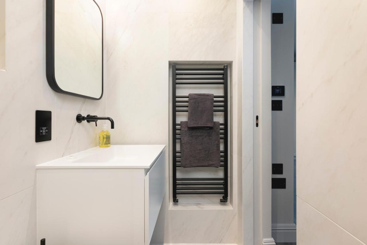 Penthousestays Chelsea - Luxury King / Queen Bed Studios - Near King'S Road لندن المظهر الخارجي الصورة